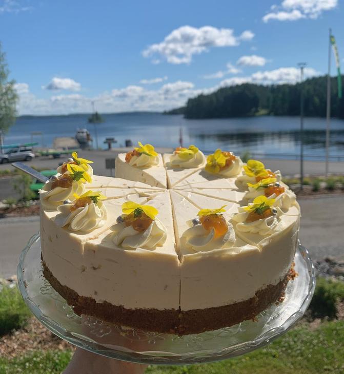 &Auml;ksyt &Auml;mm&auml;t matkatoimisto