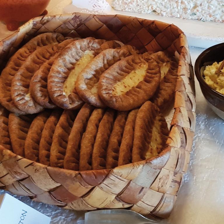 Karjalanpiirakoita