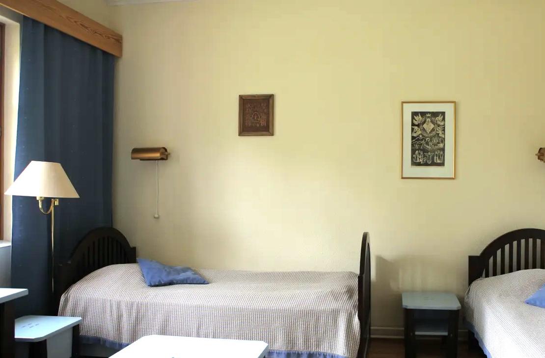 &Auml;ksyt &Auml;mm&auml;t matkatoimisto