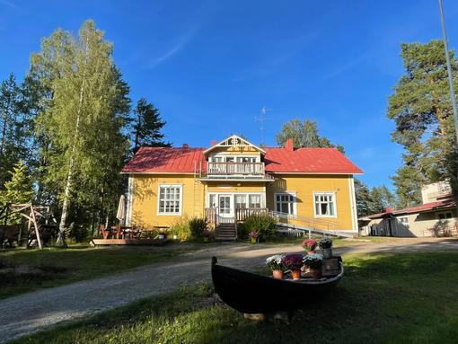 Majatalo Pihlajapuu
